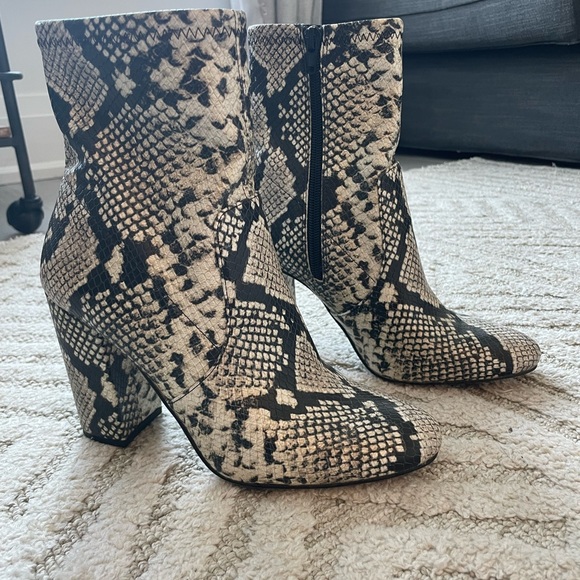 ALDO Snake Skin Ankle Boots - Picture 4 of 5
